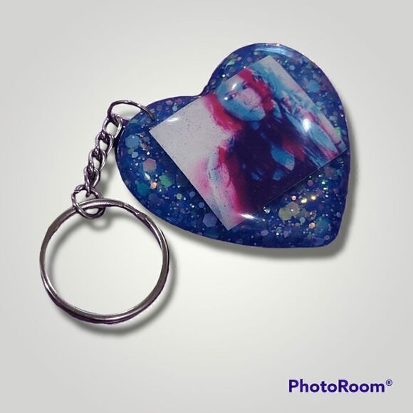 Malia J Blue Glitter Heart Keychain - Picture 5 of 11